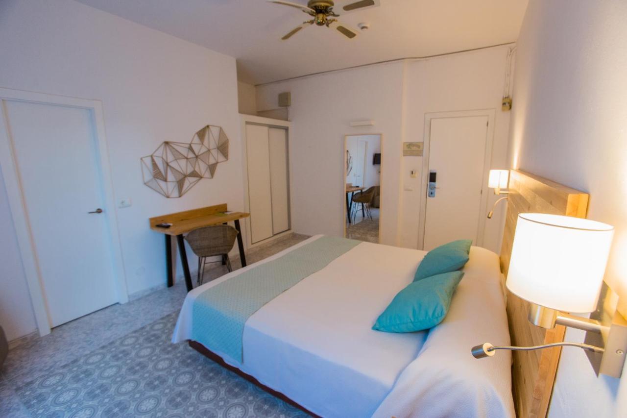 Hotel Tagomago Sant Antoni de Portmany Extérieur photo