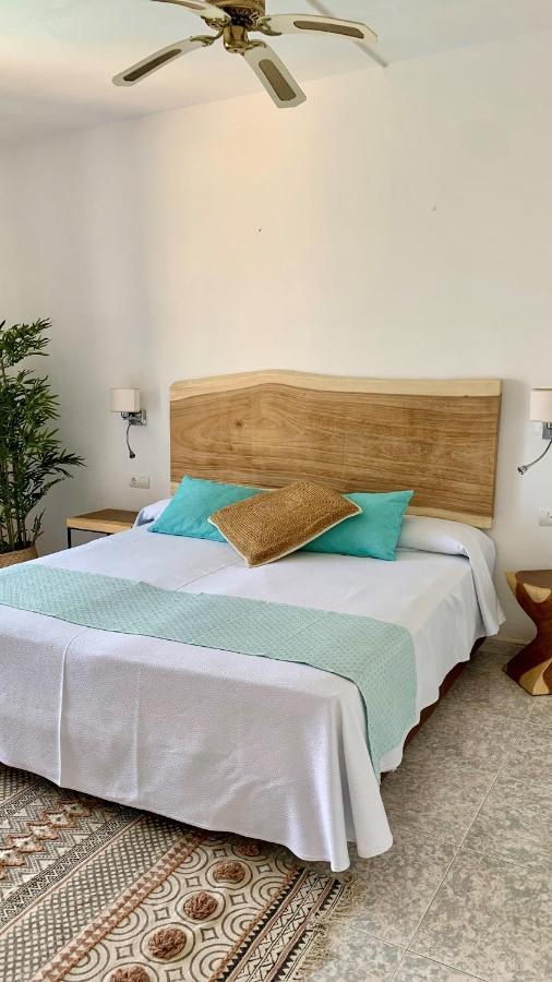 Hotel Tagomago Sant Antoni de Portmany Extérieur photo