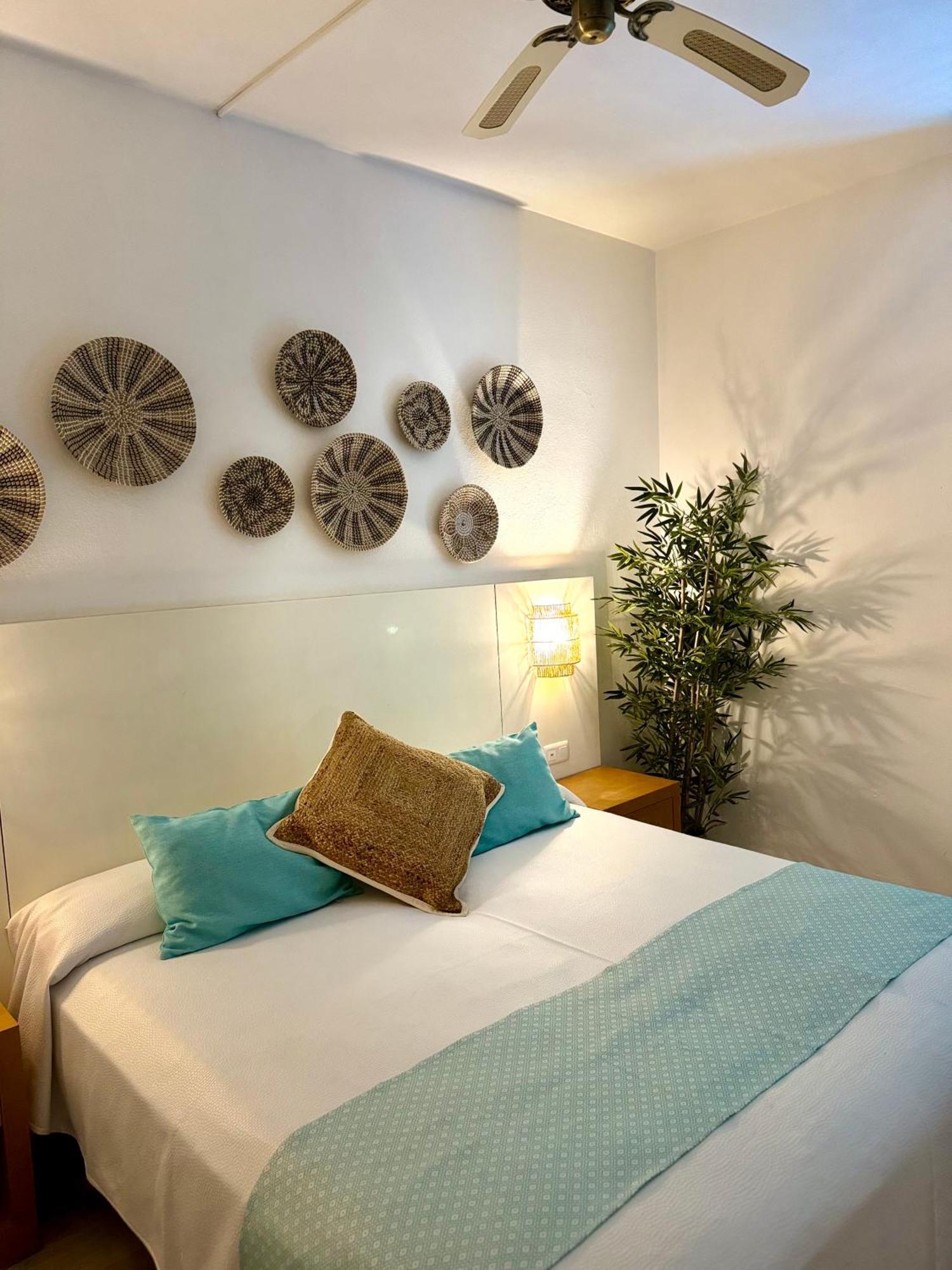 Hotel Tagomago Sant Antoni de Portmany Extérieur photo