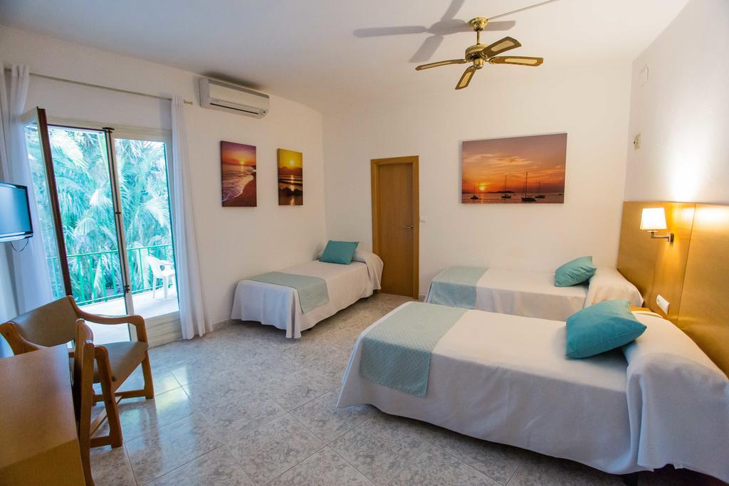 Hotel Tagomago Sant Antoni de Portmany Extérieur photo